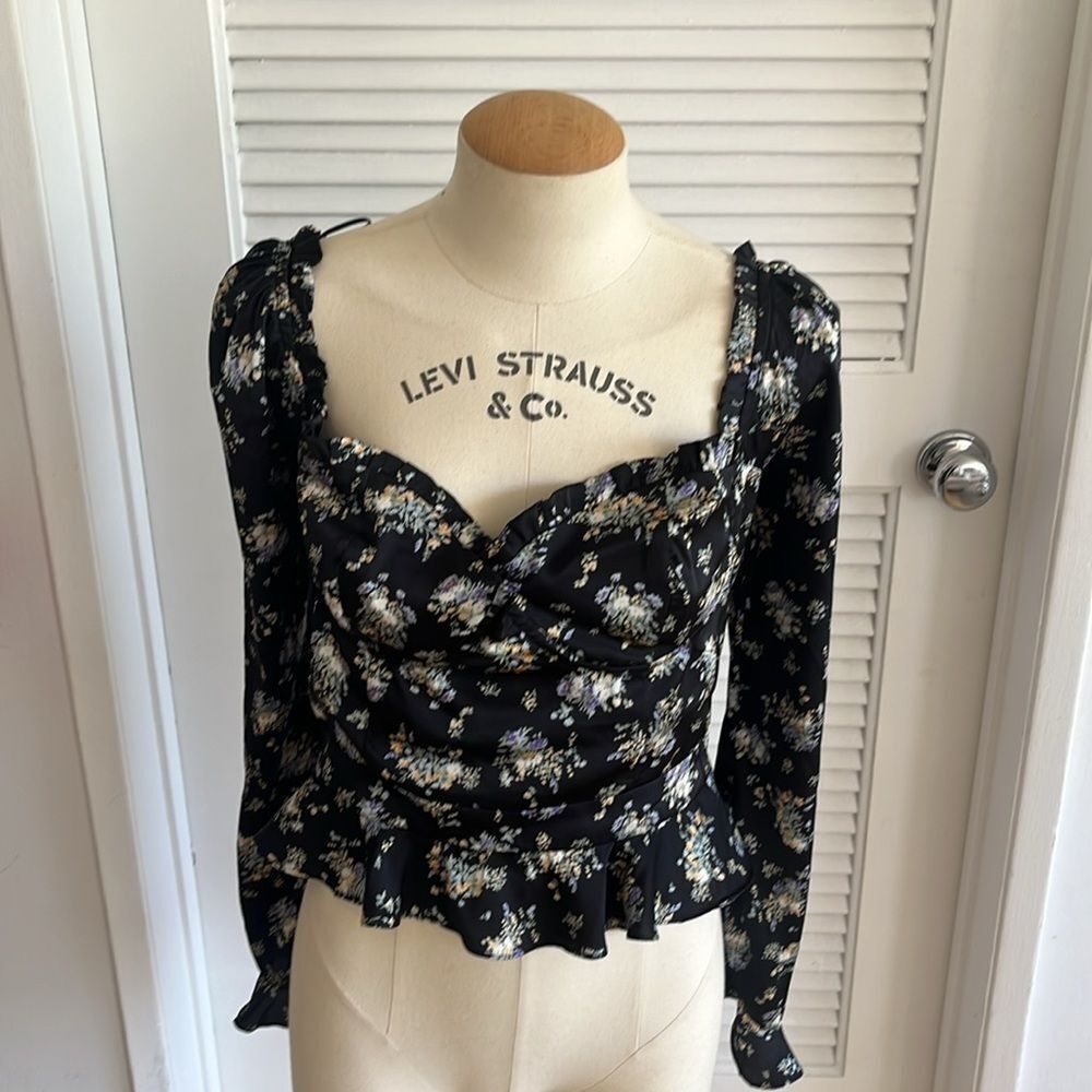 ASTR Floral Sweetheart Neck Underwire Satin‎ Top - Picture 9 of 10